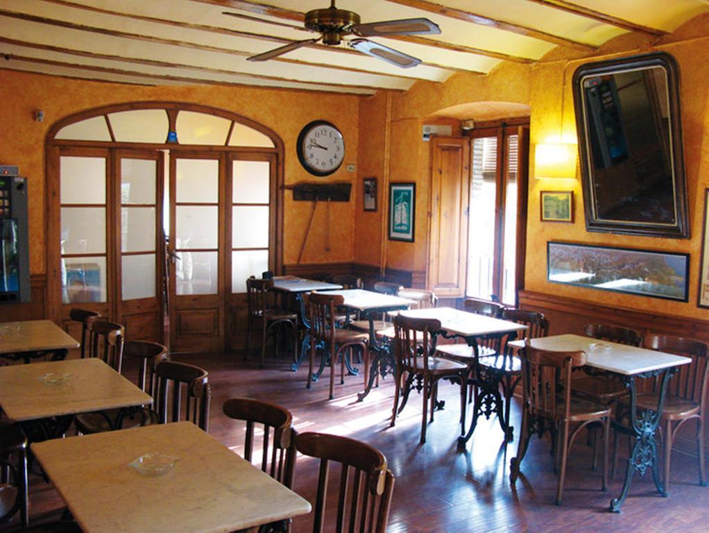 Hotel Fonda Biayna à Bellver De Cerdanya Extérieur photo