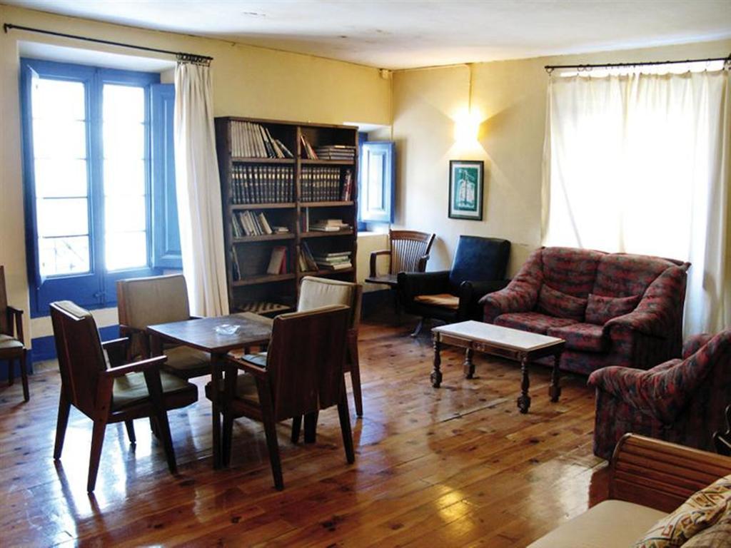 Hotel Fonda Biayna à Bellver De Cerdanya Extérieur photo