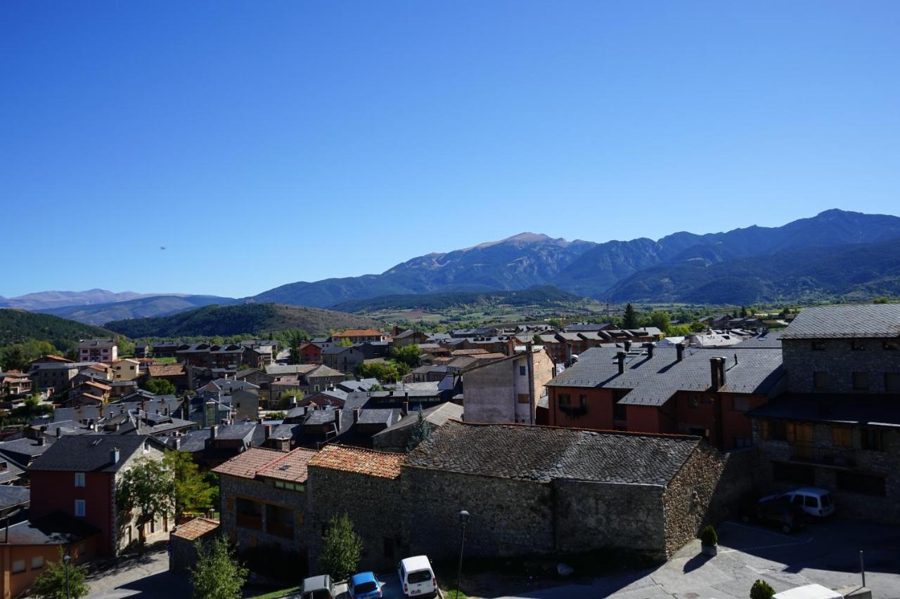 Hotel Fonda Biayna à Bellver De Cerdanya Extérieur photo