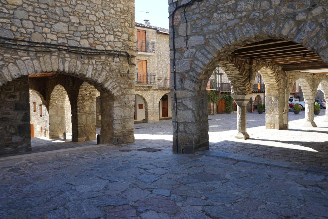 Hotel Fonda Biayna à Bellver De Cerdanya Extérieur photo