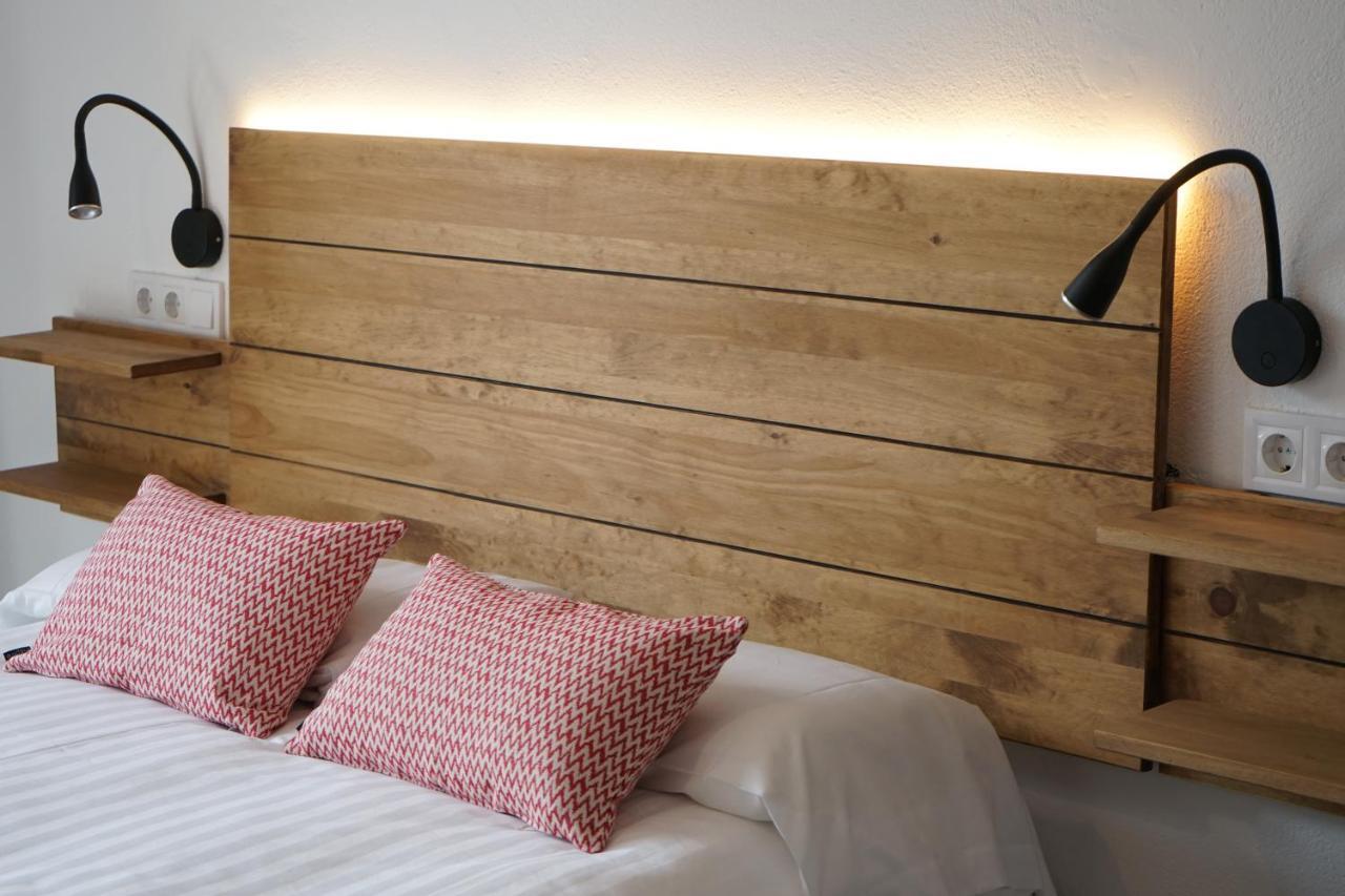 Hotel Fonda Biayna à Bellver De Cerdanya Extérieur photo