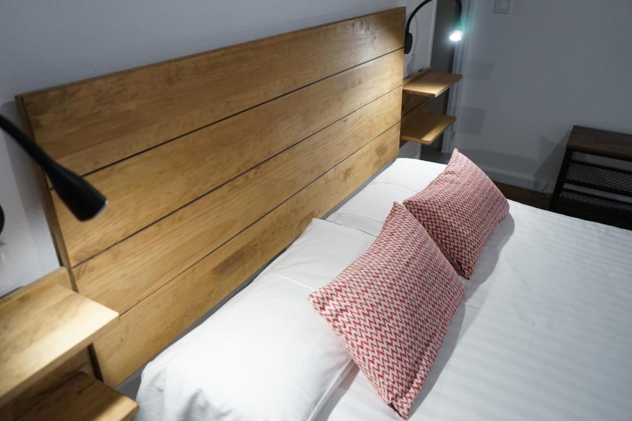 Hotel Fonda Biayna à Bellver De Cerdanya Extérieur photo