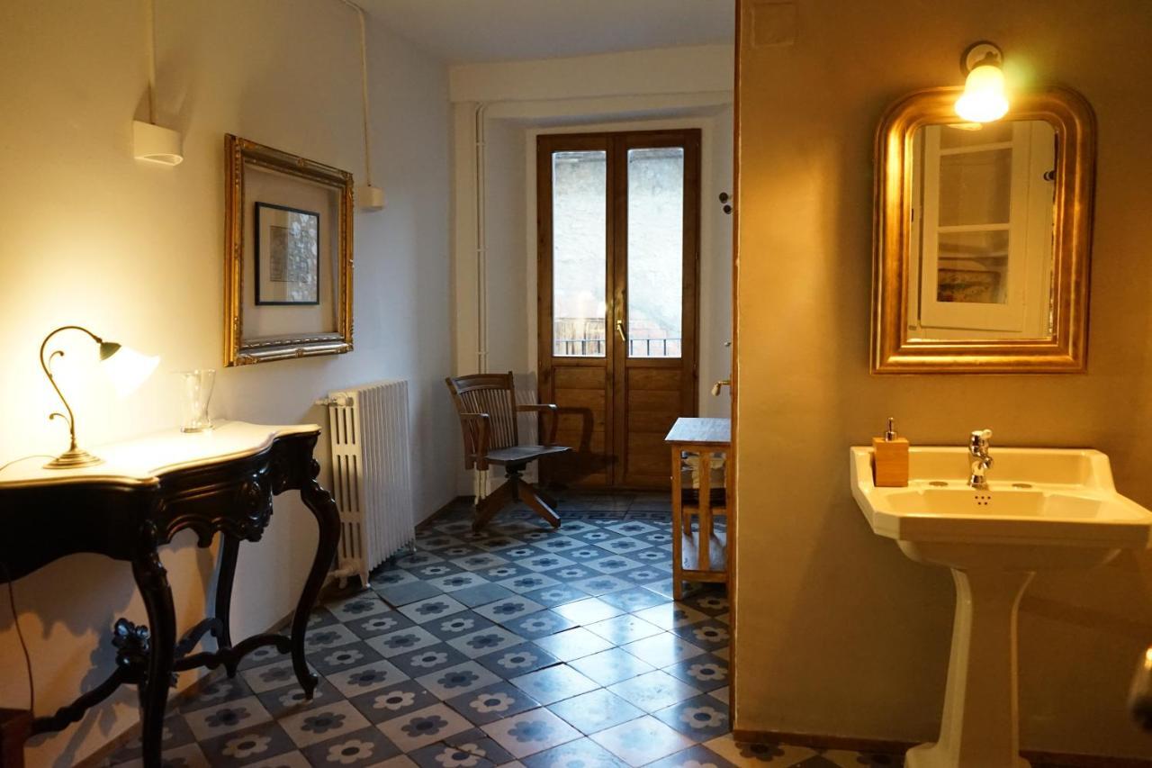 Hotel Fonda Biayna à Bellver De Cerdanya Extérieur photo