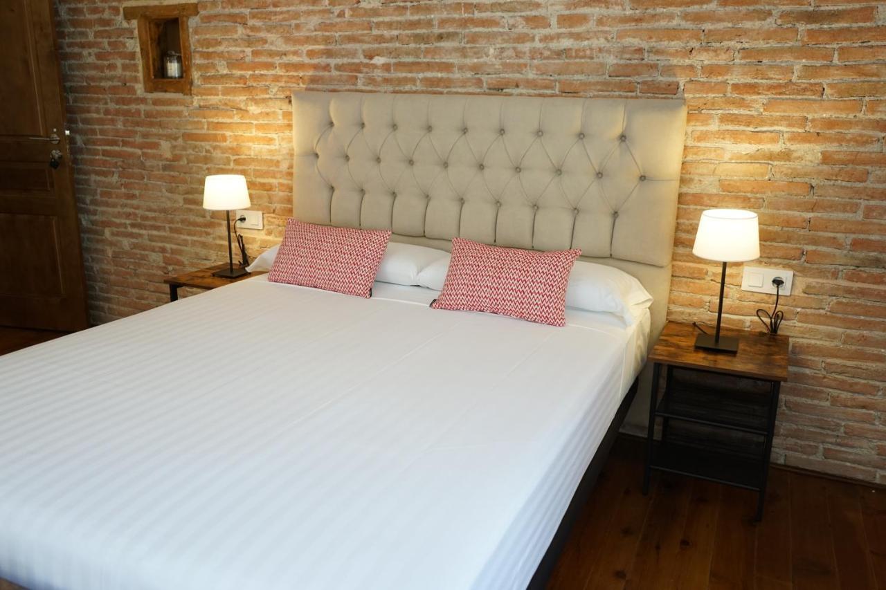 Hotel Fonda Biayna à Bellver De Cerdanya Extérieur photo